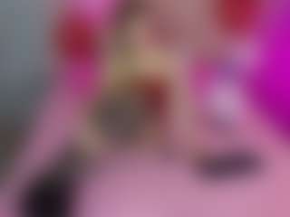 Akilla-Queen's Live Sex Cam Show