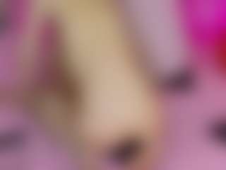 Live cam show with Akilla-Queen - Cosplay Young Adult on Gym Cam Girls