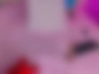 Live cam show with Akilla-Queen - Double Penetration on Camsoda