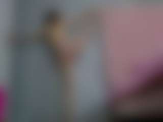 Live cam show with Akilla-Queen - Yoga on liverealitysex.com