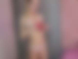 Live cam show with Akilla-Queen - Cosplay Granny on Camming Site