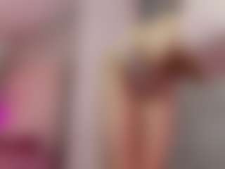Akilla-Queen's Live Sex Cam Show