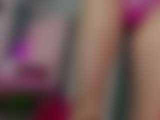 Akilla-Queen's Live Sex Cam Show