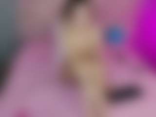 Live cam show with Akilla-Queen - Blonde Hair on Nude Chat * 1 On 1 Webcam Sex * Live Cam Show