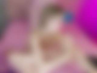 Akilla-Queen's Live Sex Cam Show