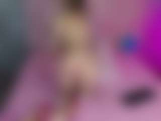 Live cam show with Akilla-Queen - Petite on Soda Cam