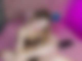 Live cam show with Akilla-Queen - Cute on infinitiblacc.com