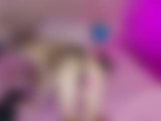 Akilla-Queen's Live Sex Cam Show