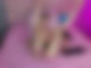 Akilla-Queen's Live Sex Cam Show