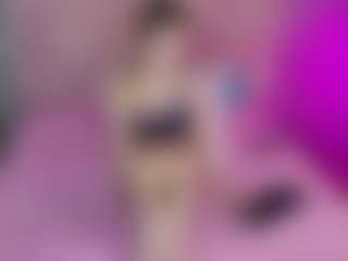 Akilla-Queen's Live Sex Cam Show