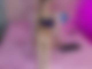 Akilla-Queen's Live Sex Cam Show