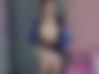 Live cam show with Akilla-Queen - Spank Blonde Hair on Hubzter Live