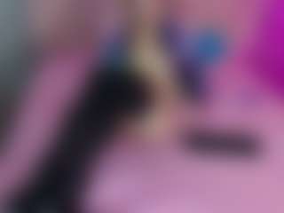 Akilla-Queen's Live Sex Cam Show
