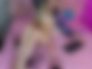 Akilla-Queen's Live Sex Cam Show