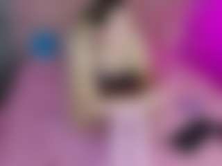 Live cam show with Akilla-Queen - Blonde Hair Fetish on liverealitysex.com