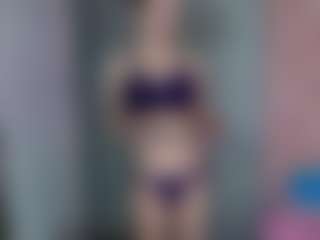 Live cam show with Akilla-Queen - Yoga on Camsoda