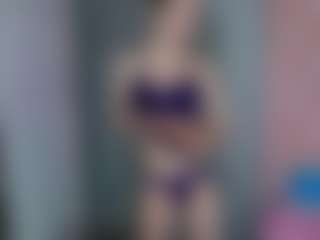 Live cam show with Akilla-Queen - Blonde Hair Petite on Strip Flash - Live Sex Shows