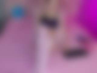Live cam show with Akilla-Queen - Cosplay Lovense on CamwithHer