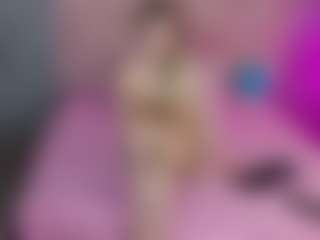 Akilla-Queen's Live Sex Cam Show