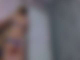 Live cam show with Akilla-Queen - Skinny on livesexfox.com