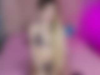 Show de câmera ao vivo com Akilla-Queen - Pornstar Cosplay no Camsoda