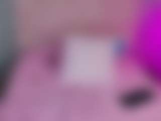 Akilla-Queen's Live Sex Cam Show