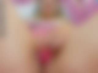 Live cam show with collegepawg - Facial on eurowanks.com