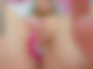 Live cam show with collegepawg - Green Eyes on Lustler