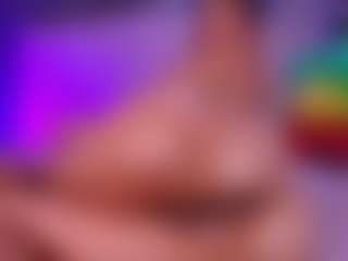 Live cam show with dione-ht - Deepthroat on SinfulBabes