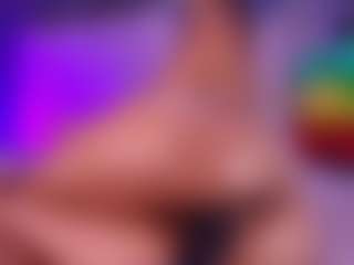 Live cam show with dione-ht - Cum In Pussy on chickslive.net