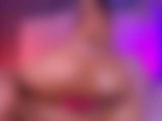 Live cam show with dione-ht - Living Room on googirlz