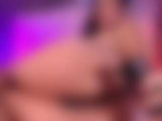 Live cam show with dione-ht - Skinny on CamwithHer