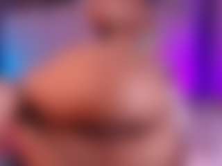 dione-ht's Live Sex Cam Show