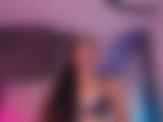 Live cam show with dione-ht - Bikini on Livezox