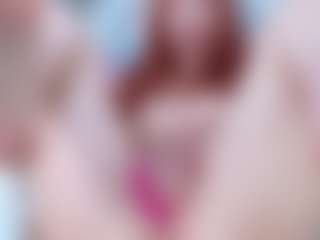 Live cam show with hannaxo1 - Petite on AdultVida.com