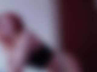 Live cam show with hannaxo1 - Blowjob on madthumbs