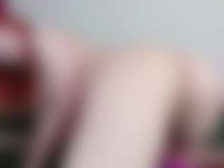 Show en direct avec hannaxo1 - Red Hair Lush sur Camsoda