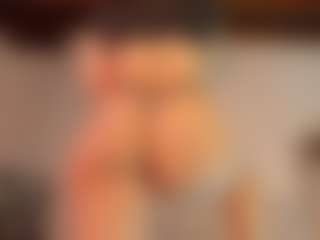 KiimLee's Live Sex Cam Show