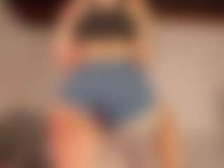 KiimLee's Live Sex Cam Show