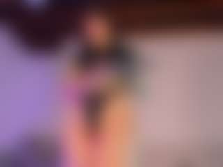 Live cam show with KiimLee - Squirt on Milfs Live
