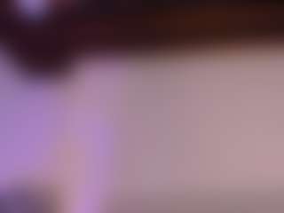 Live cam show with KiimLee - Lush on googirlz