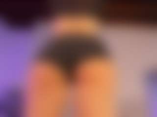 KiimLee's Live Sex Cam Show
