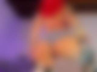 Live cam show with KiimLee - Ebony on SpunkLive