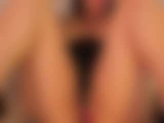 KiimLee's Live Sex Cam Show