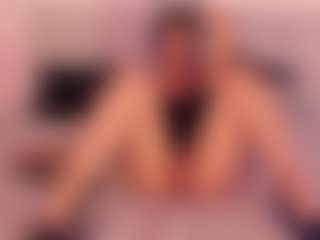 Live cam show with KiimLee - Lovense on SinfulBabes