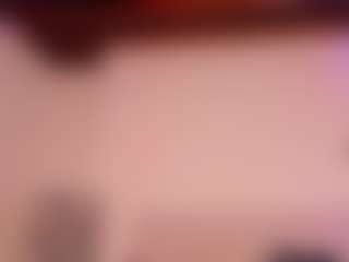 Live cam show with KiimLee - Black Squirt on Streamer API