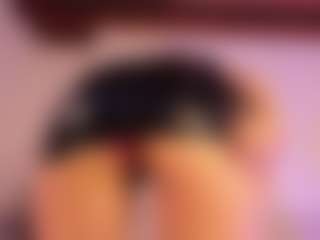 KiimLee's Live Sex Cam Show