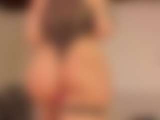 KiimLee's Live Sex Cam Show