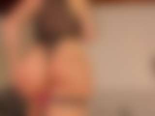 KiimLee's Live Sex Cam Show