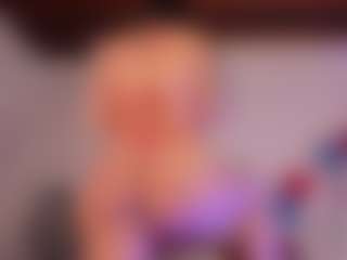 KiimLee's Live Sex Cam Show